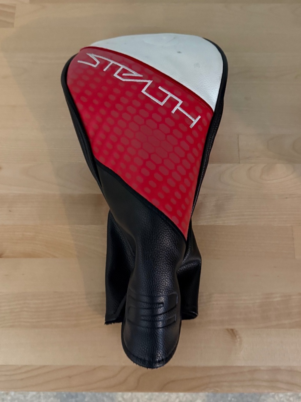 TaylorMade Golf Stealth Driver Leather Head Cover Black Red White